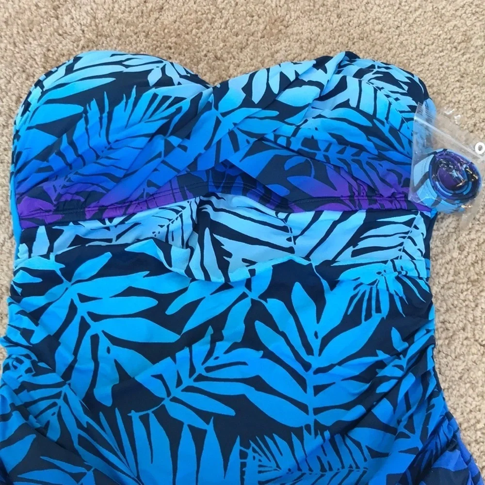 NWT! BLEU ROD Beattie size 8 strapless swimsuit